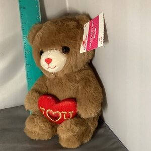 Valentine’s Day teddy bear plush 9” brown I heart you NWT